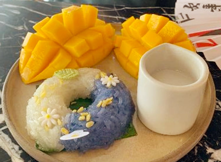 写真:執筆者にじますさんがバンコクの食べ物